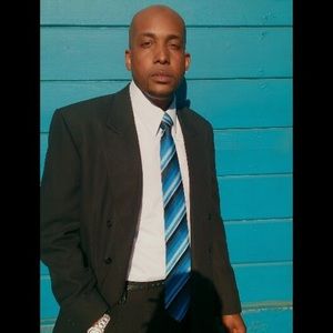 Meet your Posher, Derek